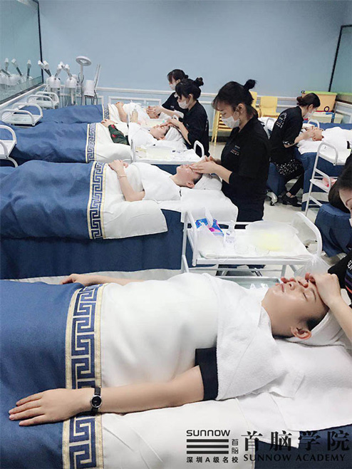 成都美容培训学校哪个好?