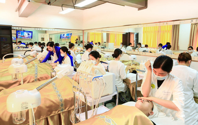 美容培训学校学费包含哪些?